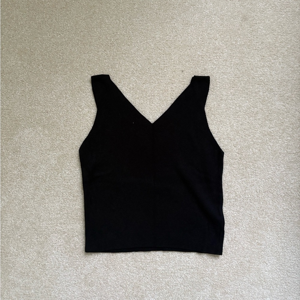 Black Sleeveless Women's Top